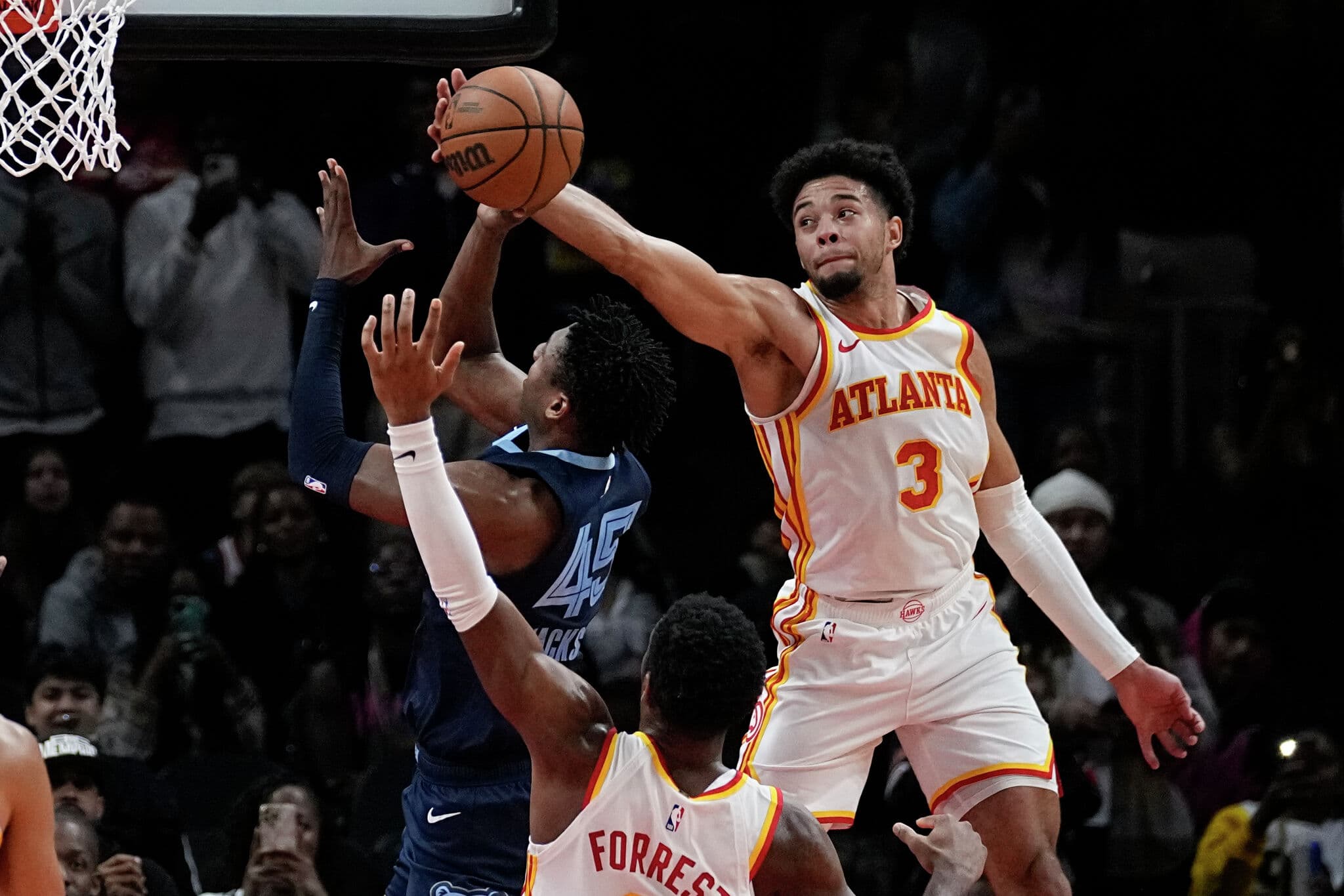 Los Dallas Mavericks firman al ex base/delantero de los Hawks Seth Lundy